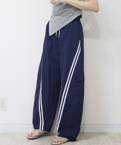 DISKEEN SURE(ディスキーンシュアー)の「トレンド感抜群【絶妙脚長見えラインデザイン】2WAY カーブパンツ バレルレッグパンツ シャカパン(その他パンツ・レディース・オフホワイト/ブラック/グレー/ネイビー・フリー)」の11枚目の写真