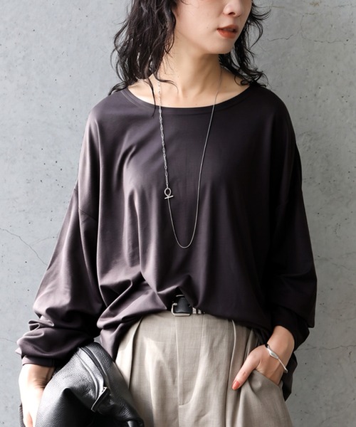 antiqua(アンティカ)の「接触冷感 とろみ素材 ロンT(Tシャツ/カットソー・レディース・ダークグレー/カーキ/ブラック/グレイッシュベージュ/ホワイト系その他・XL/M/L)」の16枚目の写真