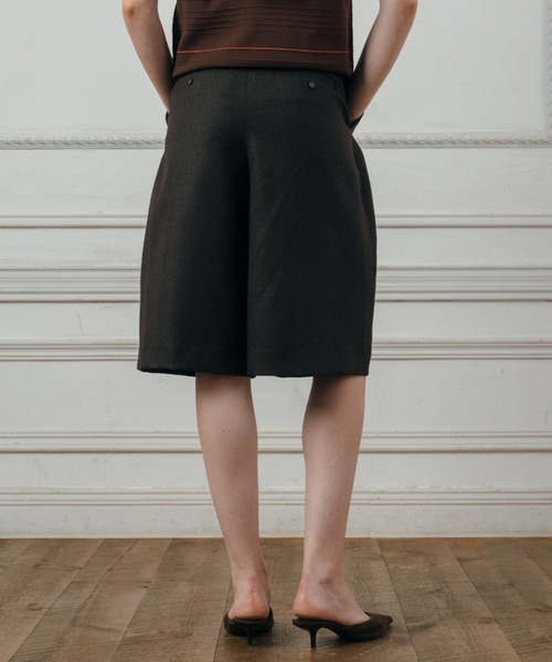 CREDONA（クレドナ）の「DESIGN BERMUDA SHORTS/デザインバミューダショーツ（その他パンツ・レディース・グレー/ブラウン・1/0）」の13枚目の写真
