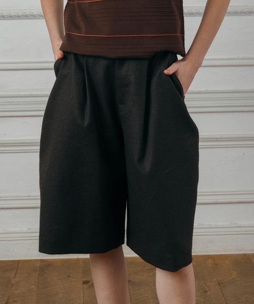 CREDONA（クレドナ）の「DESIGN BERMUDA SHORTS/デザインバミューダショーツ（その他パンツ・レディース・グレー/ブラウン・1/0）」の16枚目の写真