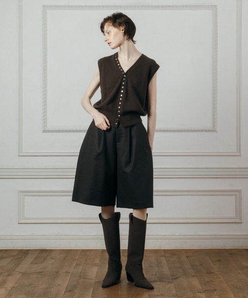 CREDONA（クレドナ）の「DESIGN BERMUDA SHORTS/デザインバミューダショーツ（その他パンツ・レディース・グレー/ブラウン・1/0）」の4枚目の写真