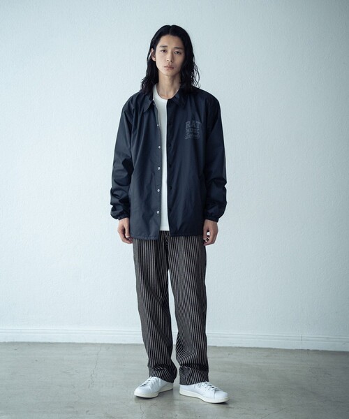 RATTLE TRAP(ラトルトラップ)の「ストレッチヒッコリーワンタックワイドテーパードパンツ(その他パンツ・メンズ・ブラック・M)」の2枚目の写真