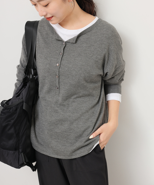 JOURNAL STANDARD relume（ジャーナルスタンダード　レリューム）の「《追加 / 新色》［2枚セット］3WAYレイヤードヘンリープルオーバー（ニット/セーター・レディース・チャコールグレー/レッド/ブラウン/グレー・FREE）」の12枚目の写真