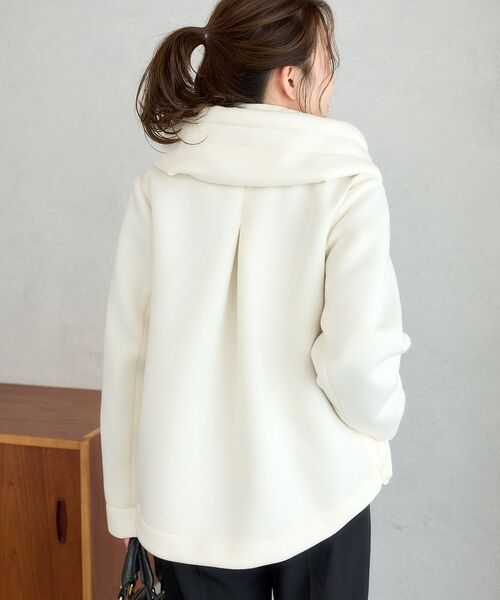 le.coeur blanc(ルクールブラン)の「カットボンディング×スムースタフタショートブルゾン(ブルゾン・レディース・ブラック/ブラウン/オフホワイト/グレイッシュベージュ・40/38)」の8枚目の写真