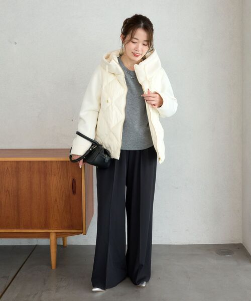 le.coeur blanc(ルクールブラン)の「カットボンディング×スムースタフタショートブルゾン(ブルゾン・レディース・ブラック/ブラウン/オフホワイト/グレイッシュベージュ・40/38)」の10枚目の写真