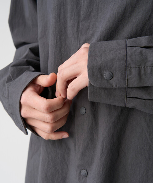 DANTON(ダントン)の「Women's Cotton Typewriter Wrinkled Shirt(シャツ/ブラウス・レディース・ネイビー/オフホワイト/ダークグレー/グレイッシュベージュ・36/38)」の12枚目の写真