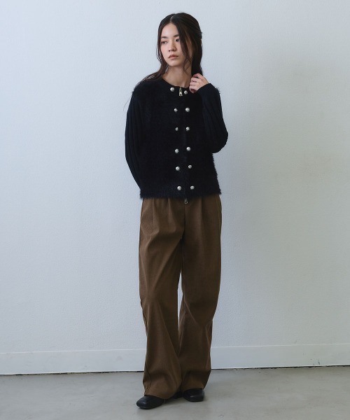 Clum（クルム）の「shaggy double button rib knit top / シャギーリブダブルボタンニットトップス（ニット/セーター・レディース・ブラック/アイボリー・FREE）」の6枚目の写真