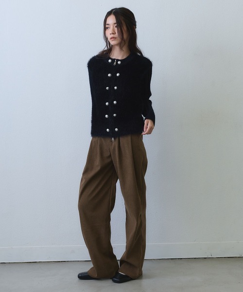 Clum（クルム）の「shaggy double button rib knit top / シャギーリブダブルボタンニットトップス（ニット/セーター・レディース・ブラック/アイボリー・FREE）」の7枚目の写真