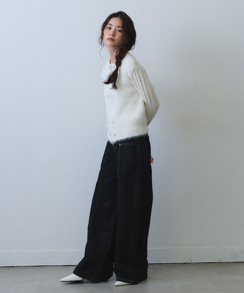 Clum（クルム）の「shaggy double button rib knit top / シャギーリブダブルボタンニットトップス（ニット/セーター・レディース・ブラック/アイボリー・FREE）」の14枚目の写真