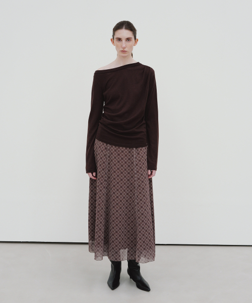 MOHAN（モハン）の「TIF DIAGONAL CHECK FLARE SKIRT_2COLORS（スカート・レディース・ダークブラウン/ベージュ・SMALL/MEDIUM/LARGE）」の6枚目の写真