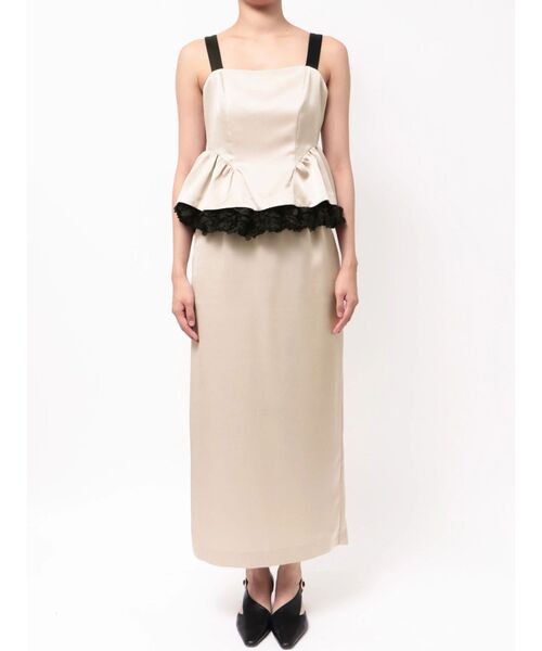 LAGUNAMOON(ラグナムーン)の「LADYフォルムペプラムセットアップ(ワンピース・レディース・ベージュ/ブラック・MEDIUM/SMALL)」の15枚目の写真