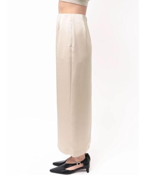 LAGUNAMOON(ラグナムーン)の「LADYフォルムペプラムセットアップ(ワンピース・レディース・ベージュ/ブラック・MEDIUM/SMALL)」の13枚目の写真