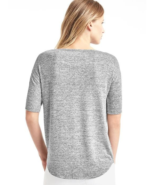 GAP（ギャップ）の「Gap ソフトスパンニットTシャツ（Tシャツ/カットソー・レディース・グリーン/ベージュ/ブラック/グレー/ブルー・L/XS/M/S/XXS）」の8枚目の写真