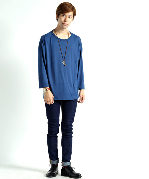 MONO-MART（モノマート）の「オーバーサイズドロップショルダー サイドスリット ヘムラインカットソー/TRストレッチ（Tシャツ/カットソー・メンズ・ライトグレー/ダークネイビー/オフホワイト/ブラック/チャコール/ベージュ/ボルドー/インディゴブルー・FREE）」の17枚目の写真