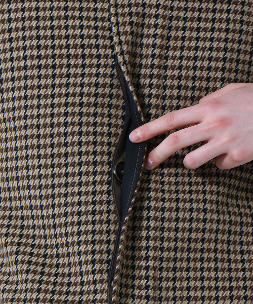 ABAHOUSE（アバハウス）の「ガンクラブチェックステンカラーコート（ステンカラーコート・メンズ・ベージュ・48/46/44）」の11枚目の写真