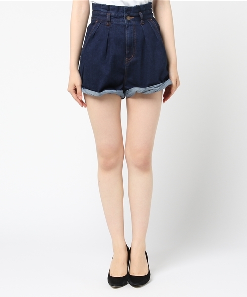 Heather（ヘザー）の「ハイウエストタックデニムショートパンツ 766304（デニムパンツ・レディース・ブルー系その他/ケミカルウォッシュ・SMALL/MEDIUM）」の3枚目の写真