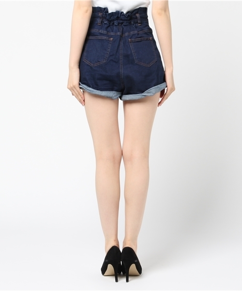 Heather（ヘザー）の「ハイウエストタックデニムショートパンツ 766304（デニムパンツ・レディース・ブルー系その他/ケミカルウォッシュ・SMALL/MEDIUM）」の5枚目の写真