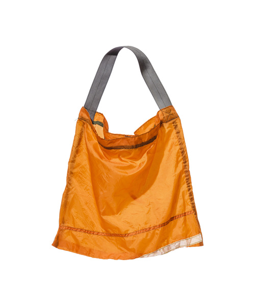 PUEBCO（プエブコ）の「VINTAGE PARACHUTE LIGHT BAG（ショルダーバッグ・メンズ・ホワイト/オレンジ/オリーブ・ONE SIZE）」の3枚目の写真