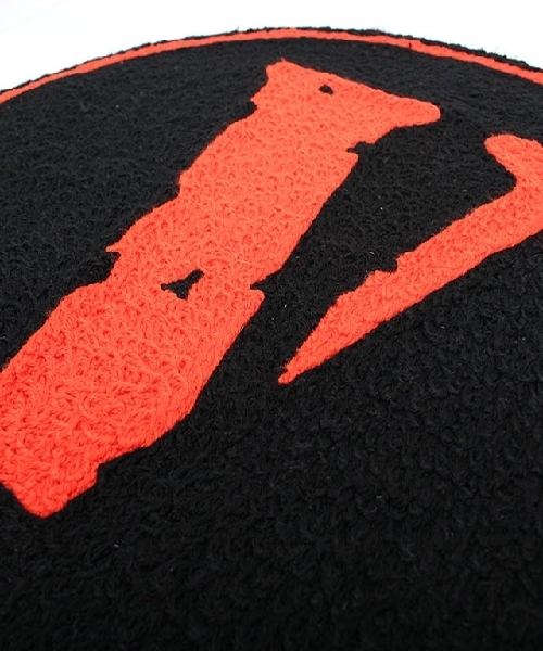 AND SQUARE（アンドスクエア）の「VLONE RUG ラグマット/ヴィーロン