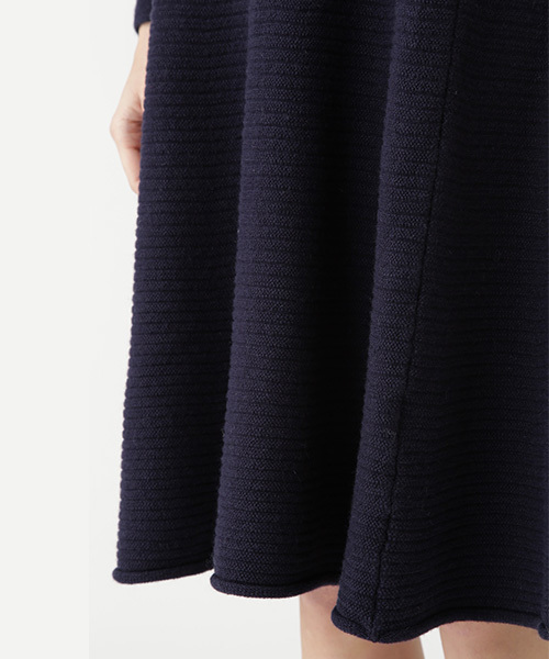 JILL STUART(ジルスチュアート)の「◆ポーラ セットアップニットワンピース(ニット/セーター・レディース・ベージュ/ネイビー・2/0)」の10枚目の写真