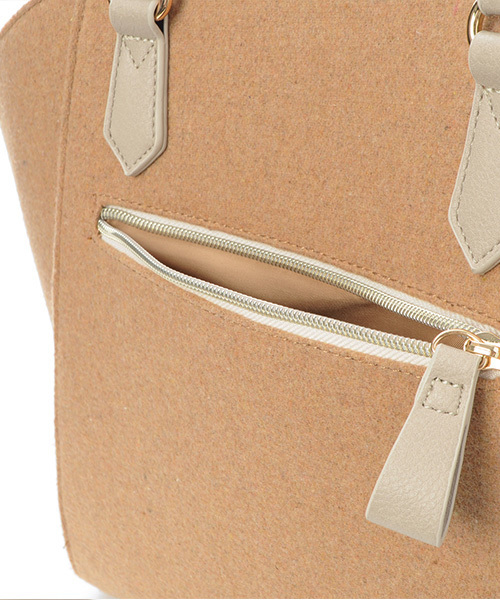 Luz Llena（ラズレナ）の「異素材仕立て・スクエアトートバッグ（トートバッグ・レディース・ベージュ・ﾌﾘ-）」の9枚目の写真