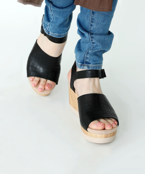 ClarksクラークスCammy Gloryキャミーグローリー サンダルオリーブ セール】Cammy Glory / キャミーグローリー (オリーブレザー