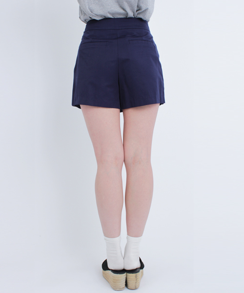 SILAS（サイラス）の「ALICE SHORT PANT（その他パンツ・レディース・ネイビー/オリーブ・SMALL/MEDIUM）」の4枚目の写真
