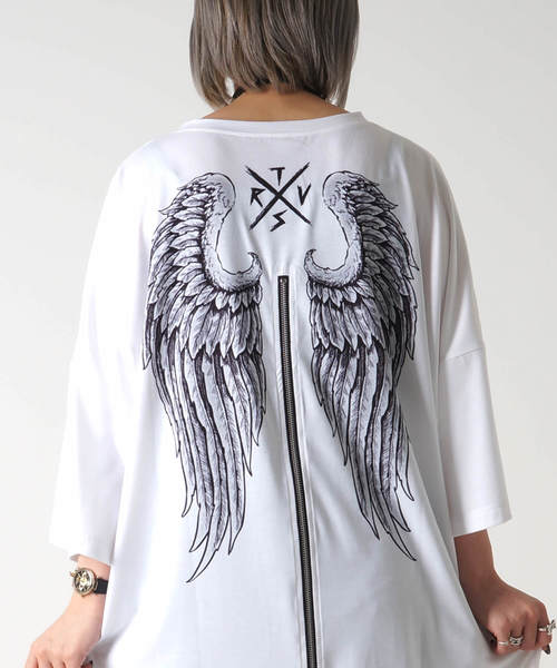 TRAVAS TOKYO（トラバス トウキョウ）の「Eyepatch angel round ZIP 