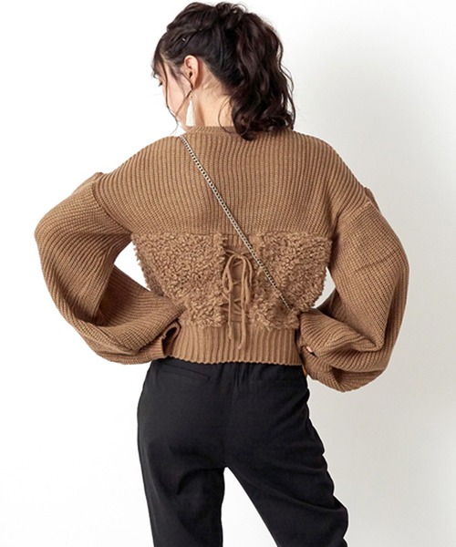 STYLEBLOCK（スタイルブロック）の「ファー切り替え後ろスピンドルボリュームスリーブニット（ニット/セーター・レディース・ブラック/ブラウン/アイボリー・M）」の6枚目の写真