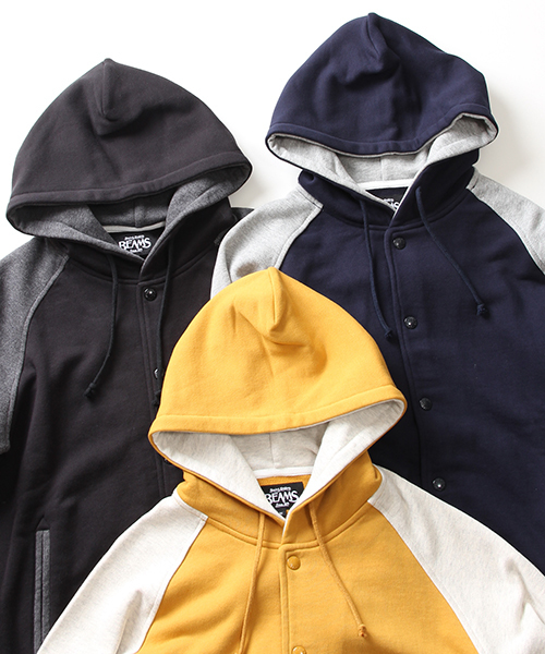 BEAMS（ビームス）の「BEAMS / フード スウェット スタジャン（パーカー・メンズ・マスタード/ネイビー/ブラック・LARGE/SMALL/X-LARGE/MEDIUM）」の4枚目の写真