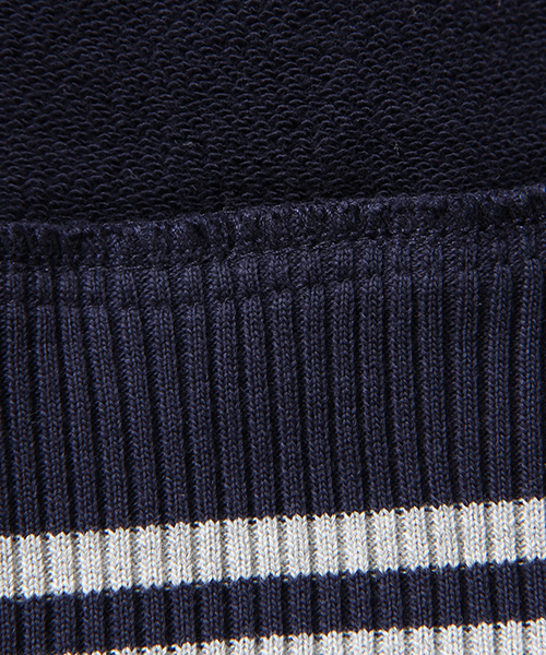 BEAMS（ビームス）の「BEAMS / フード スウェット スタジャン（パーカー・メンズ・マスタード/ネイビー/ブラック・LARGE/SMALL/X-LARGE/MEDIUM）」の8枚目の写真