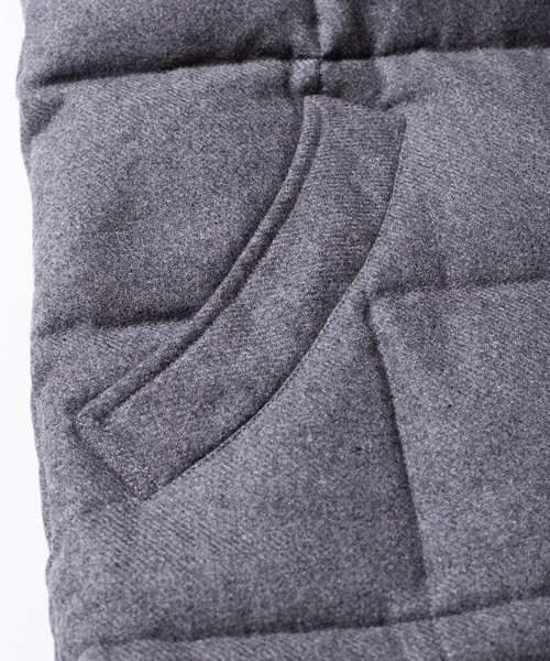 SHIPS JET BLUE（シップスジェットブルー）の「JB: ショールダウンベスト 14AW■●（ダウンベスト・メンズ・ネイビー/グレー・SMALL/MEDIUM/LARGE）」の4枚目の写真