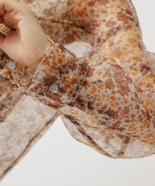 mystic（ミスティック）の「フラワーオーガンジーブラウス（シャツ/ブラウス・レディース・ブラウン/ブルー・FREE）」の6枚目の写真