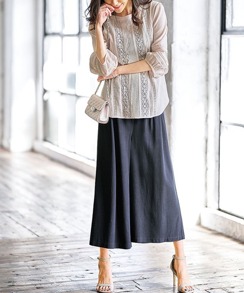 BELLUNA PLUS（ベルーナ）の「レーヨン麻ボタン使いワイドパンツ股下４６cm（その他パンツ・レディース・ベージュ/グリーン/ネイビー/レンガ・SMALL/MEDIUM/X-LARGE/LARGE）」の7枚目の写真