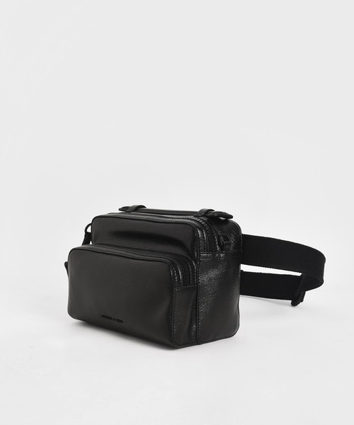 CHARLES & KEITH（チャールズ & キース）の「ダブルジップバッグ / Double Zip Bag（ショルダーバッグ・レディース・レッド系その他/ブラック/ホワイト/ブルー系その他3・S）」の9枚目の写真