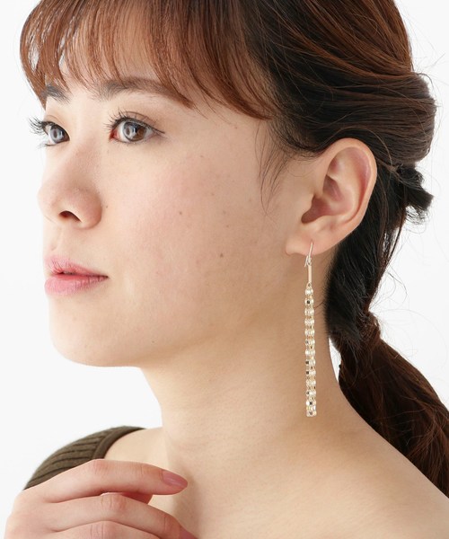 COCOSHNIK(ココシュニック)の「K10フラワークロスタッセル フックピアス(ピアス(両耳用)・レディース・ホワイト系その他7・00)」の8枚目の写真