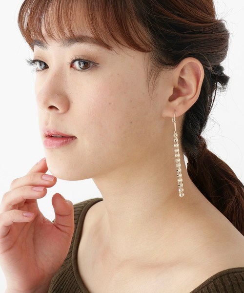COCOSHNIK(ココシュニック)の「K10フラワークロスタッセル フックピアス(ピアス(両耳用)・レディース・ホワイト系その他7・00)」の9枚目の写真