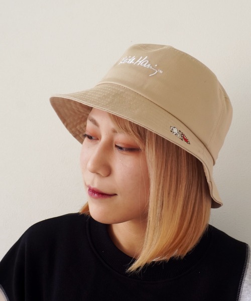 Keith Haring(キース・ヘリング)の「【Keith Haring/キースヘリング】アートロゴ バケットハット(ハット・メンズ・ホワイト/ブラック/ベージュ/ベージュ系その他/ホワイト系その他/ブラック系その他/ホワイト系その他2/ブラック系その他2/ベージュ系その他2/ブラック系その他3/ベージュ系その他3/ブラック系その他4/ホワイト系その他3/ホワイト系その他4/ベージュ系その他4/ブラック系その他5/ホワイト系その他5/ブラック系その他6/ベージュ系その他5・FREE)」の22枚目の写真