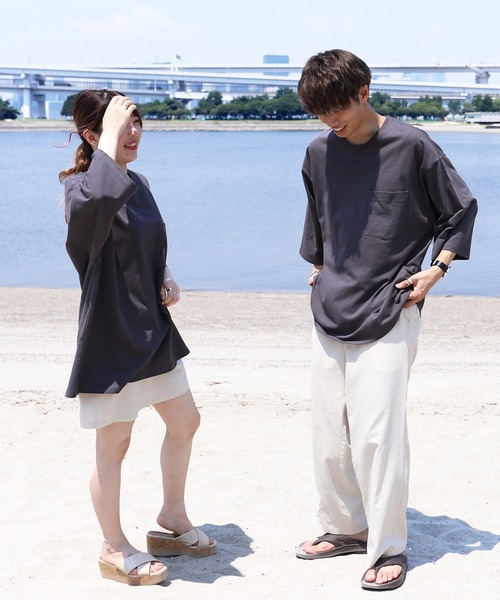 PairPair（ペアペア）の「ポケット付きビッグＴ(ユニセックス)（Tシャツ/カットソー・メンズ・オフホワイト/サックスブルー/スミクロ/レンガ/モカ・FREE）」の3枚目の写真