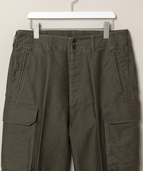 ADAM ET ROPE'(アダムエロペ)の「高密度モールスキン カーゴパンツ(その他パンツ・メンズ・ベージュ/カーキ・M/L)」の3枚目の写真
