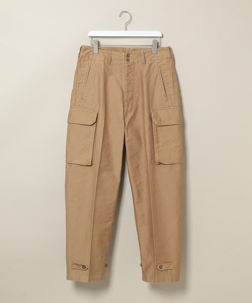 ADAM ET ROPE'(アダムエロペ)の「高密度モールスキン カーゴパンツ(その他パンツ・メンズ・ベージュ/カーキ・M/L)」の11枚目の写真