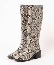 スクエアトゥーロングブーツ