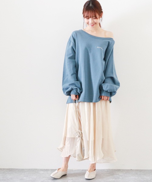 archives(アルシーヴ)の「アシメ裏毛プルオーバー(Tシャツ/カットソー・レディース・ブルー/オフホワイト/ベージュ・MEDIUM)」の15枚目の写真