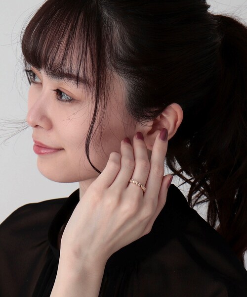 COCOSHNIK（ココシュニック）の「K10ダイヤモンド オーバル連続リング（リング・レディース・アイボリー系・10号/12号/14号）」の4枚目の写真