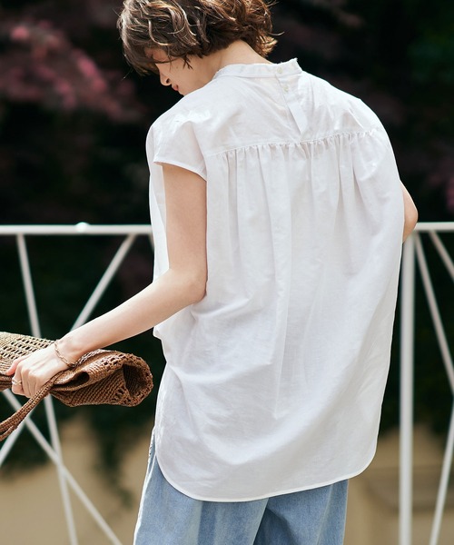 RIVE DROITE（リヴドロワ）の「大人に嬉しい二の腕カバー　オーバーフレンチブラウス（シャツ/ブラウス・レディース・オフホワイト/ブラック/サックスブルー・FREE）」の13枚目の写真