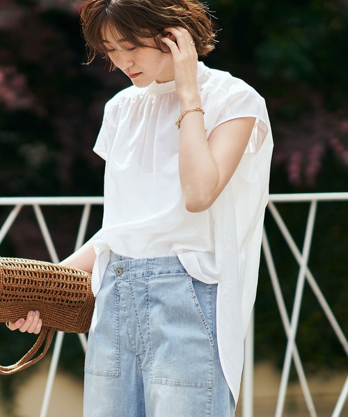 RIVE DROITE（リヴドロワ）の「大人に嬉しい二の腕カバー　オーバーフレンチブラウス（シャツ/ブラウス・レディース・オフホワイト/ブラック/サックスブルー・FREE）」の12枚目の写真