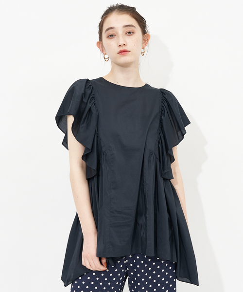 Rouge vif（ルージュヴィフ）の「フレアギャザーブラウス（シャツ/ブラウス・レディース・ライトグレー/ピンクベージュ/ダークネイビー・フリー）」の2枚目の写真