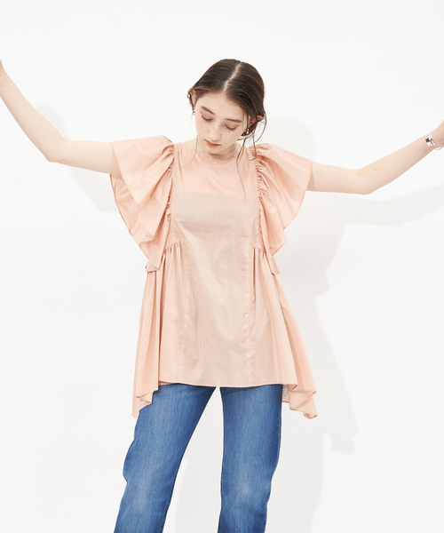 Rouge vif（ルージュヴィフ）の「フレアギャザーブラウス（シャツ/ブラウス・レディース・ライトグレー/ピンクベージュ/ダークネイビー・フリー）」の15枚目の写真