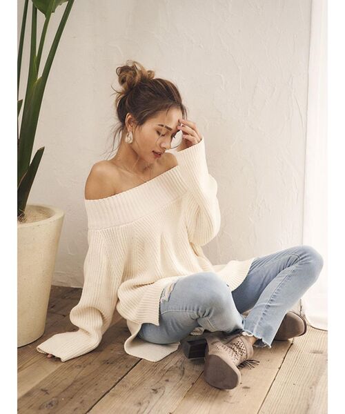 To the sea（トゥーザシー）の「オフショルニットプルオーバー