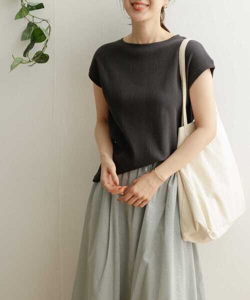 URBAN RESEARCH DOORS（アーバンリサーチドアーズ）の「ランダムワッフルフレンチスリーブ（Tシャツ/カットソー・レディース・ライトグレー/ブラック系その他/オフホワイト・ONE）」の2枚目の写真